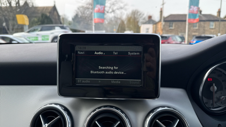 Mercedes-Benz GLA 220 CDI 4Matic Sport 5dr Auto [Premium] Diesel Hatchback